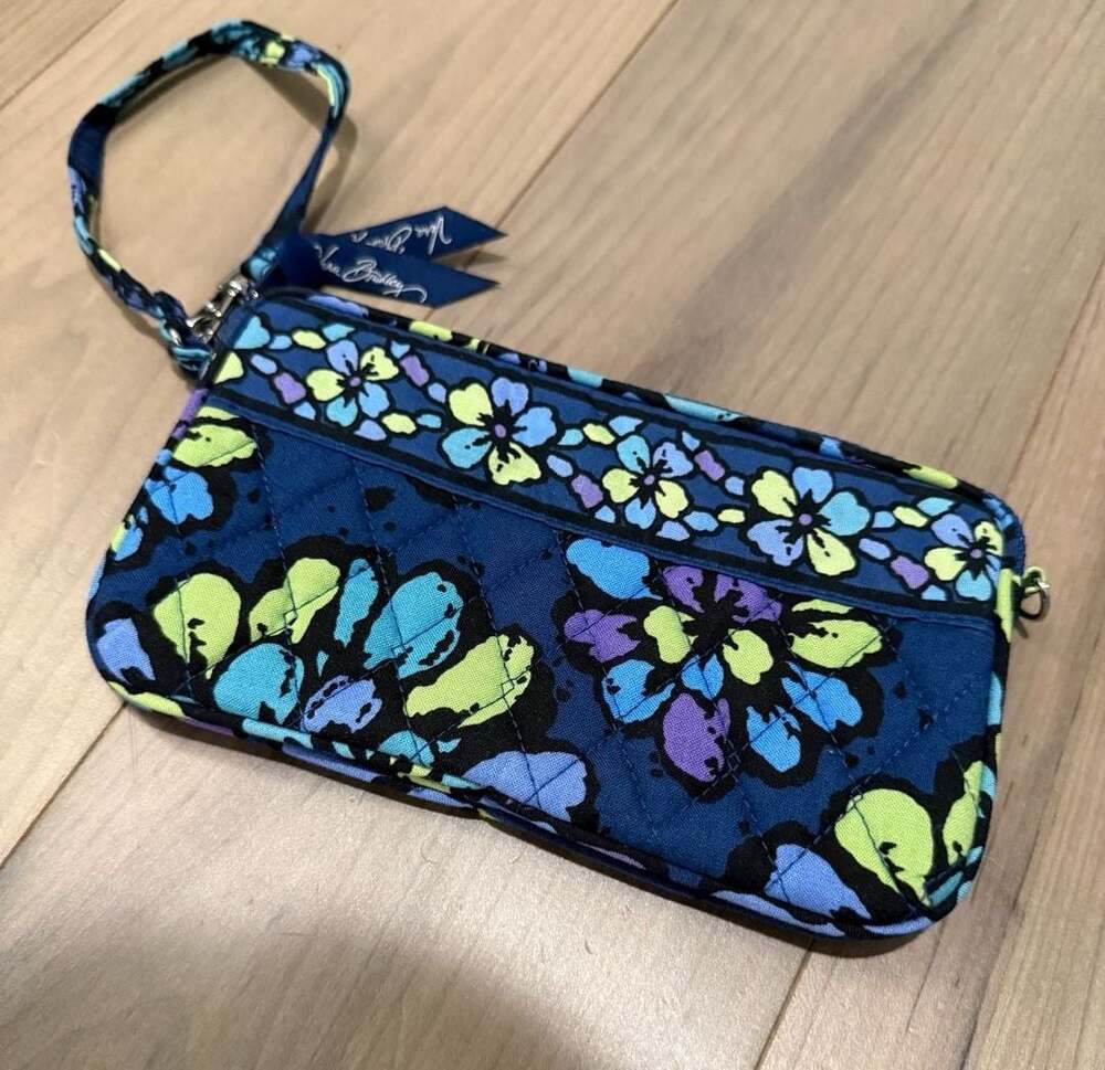 Vera Bradley Indigo Pop Quilted Wristlet Wallet